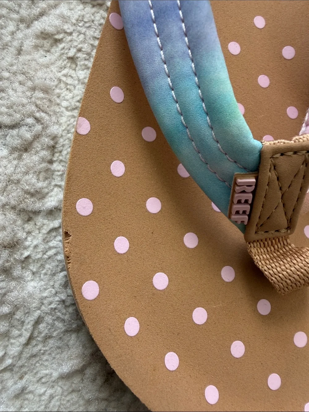 Reef Kids size US 6/7 Tan Polka Dot Flip-Flops with Pastel Rainbow Straps